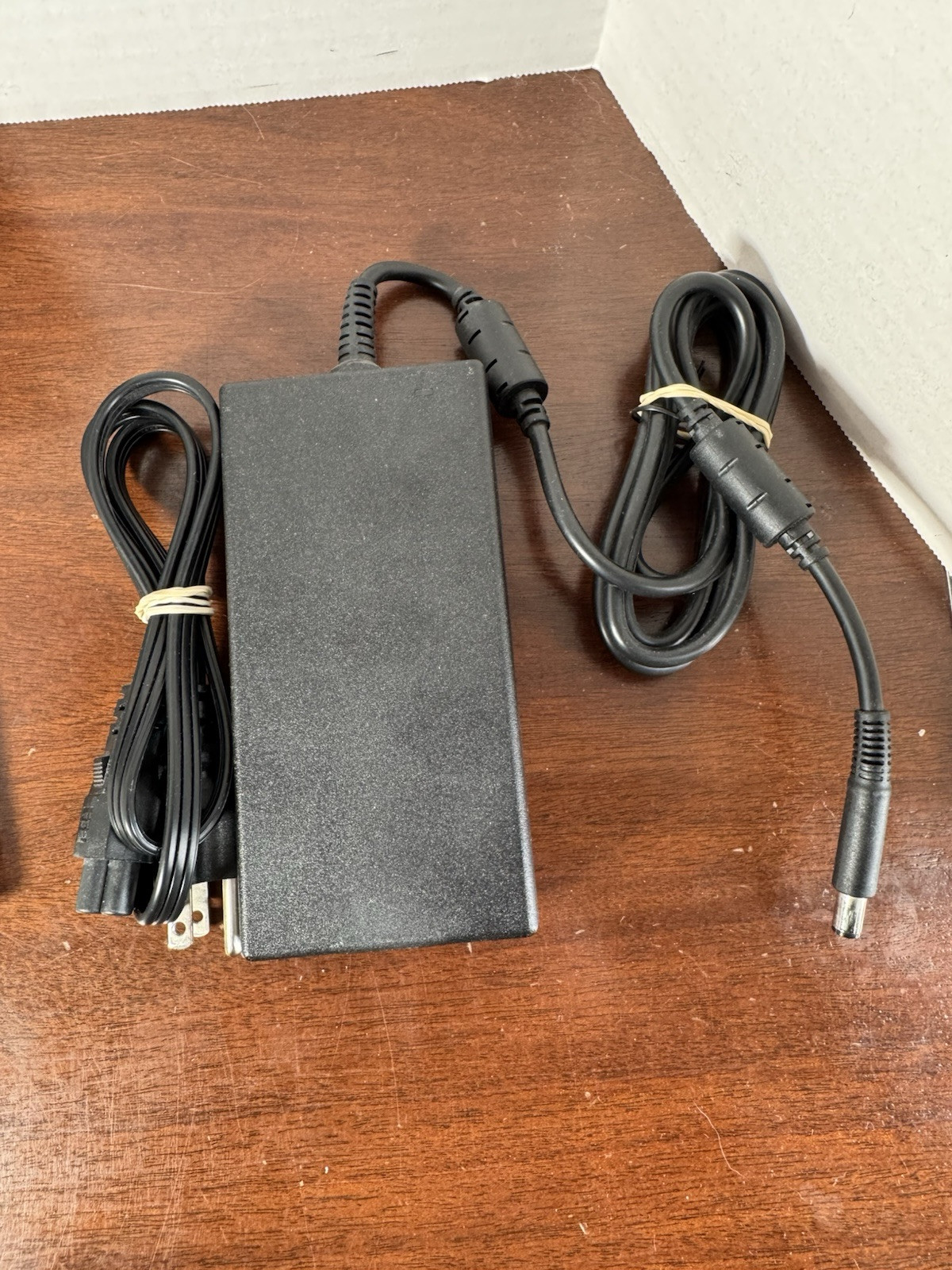 DELL HA180PM180 19.5V 9.23A 180W Genuine Original AC Power Adapter Alienware