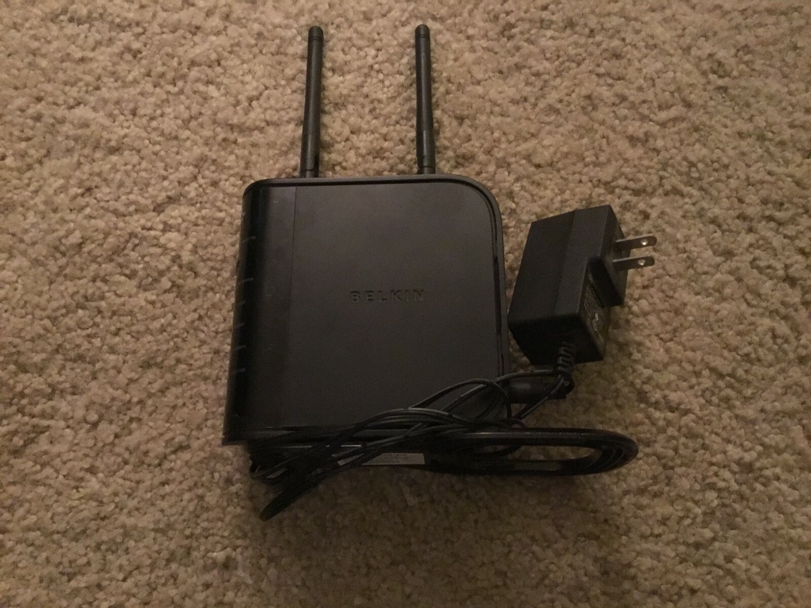 Belkin F5D8236-4 v2 4-Port 10/100 Wireless N Router
