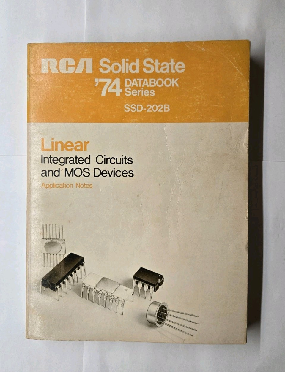 RCA Solid State Linear Integrated Circuits and MOS Devices 1974 Paperback