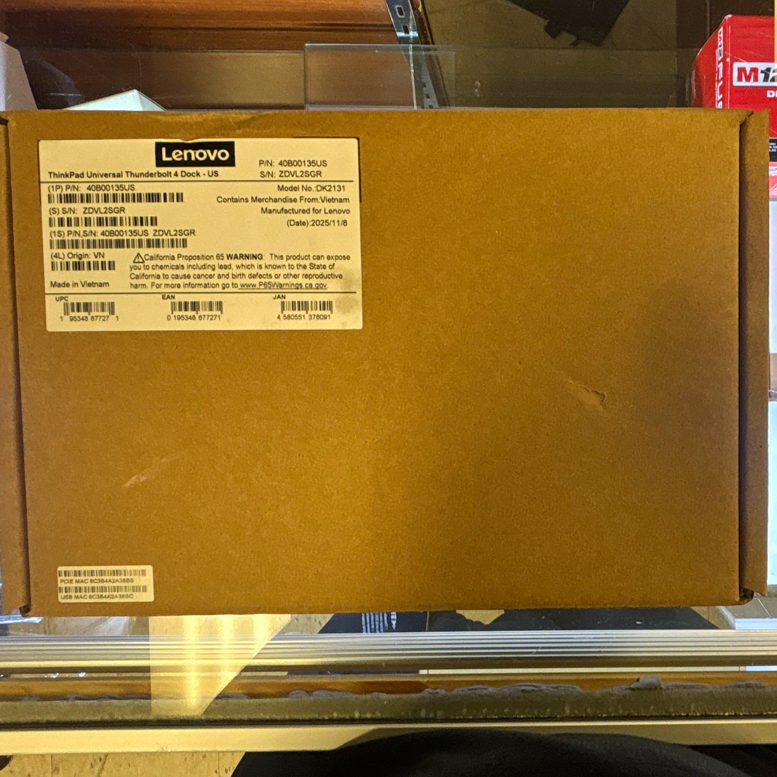 Lenovo ThinkPad Universal Thunderbolt 4 Docking Station 40B00135US Black