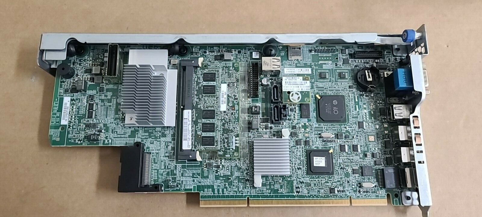 HP 865900-001 DL580 G9 Serial Peripheral Interface Riser with 2GB and battery