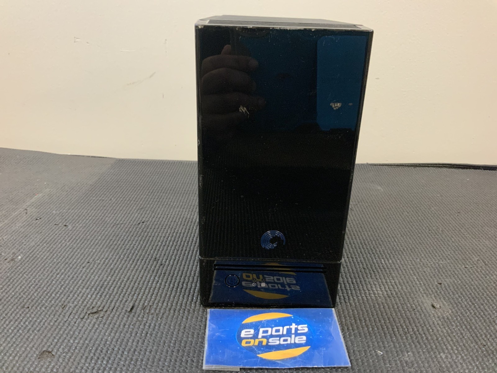 Seagate BlackArmor NAS 220 Dual-Bay 2TB Network Attached Storage RB X4B