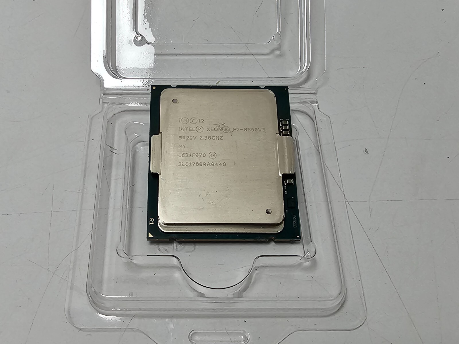 Intel Xeon E7-8890-V3 18 Core 2.50-3.30GHz 45MB Cache FCLGA2011 CPU Processor H