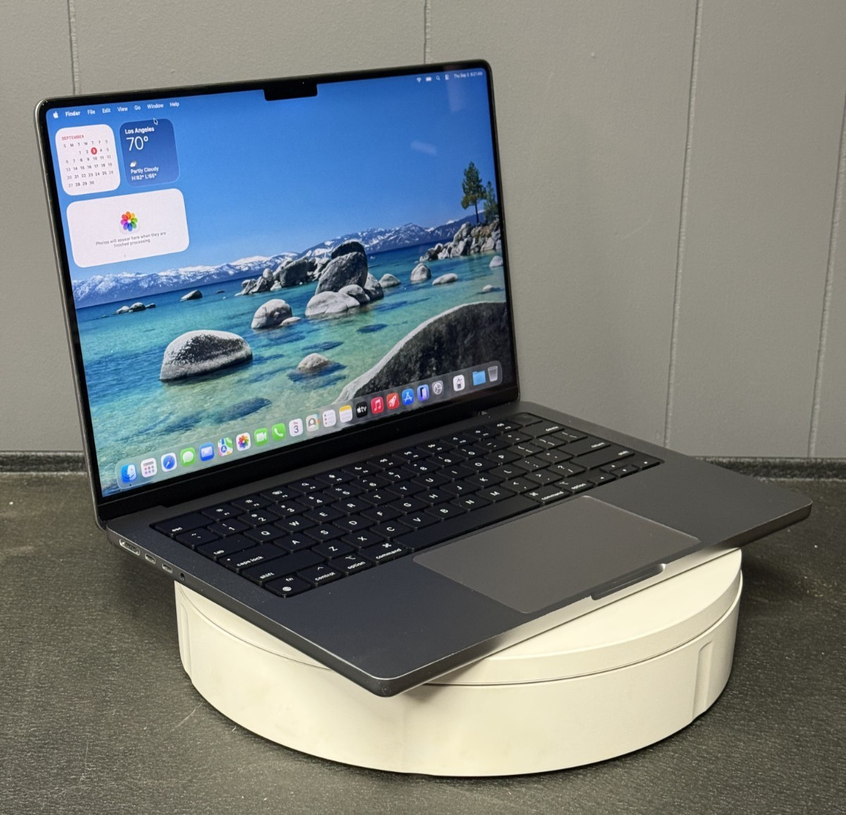 Apple MacBook Pro 14in 2021 M1 Pro 16GB 1TB SSD 16-Core GPU A2442 Space Gray