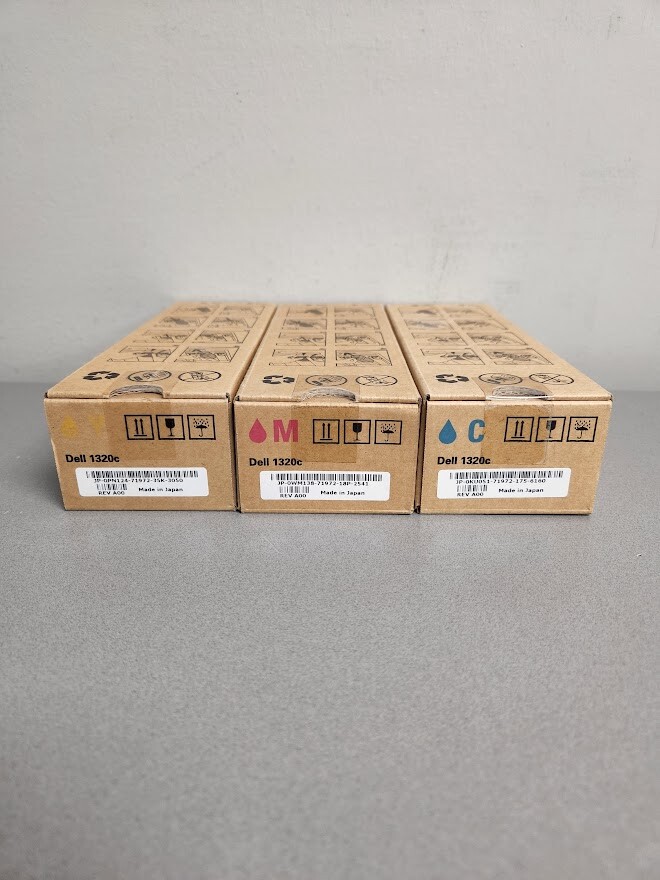 Dell PN124, WM138, KU051, YMC  High Yield Toner Cartridge per cartridge lOT OF 3