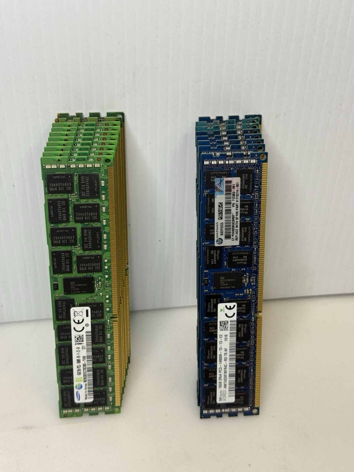 Lot Of (18) Mix Skhinix/Samsung 16GB 2RX4 PC3/L-14900R /10600R Server Memory