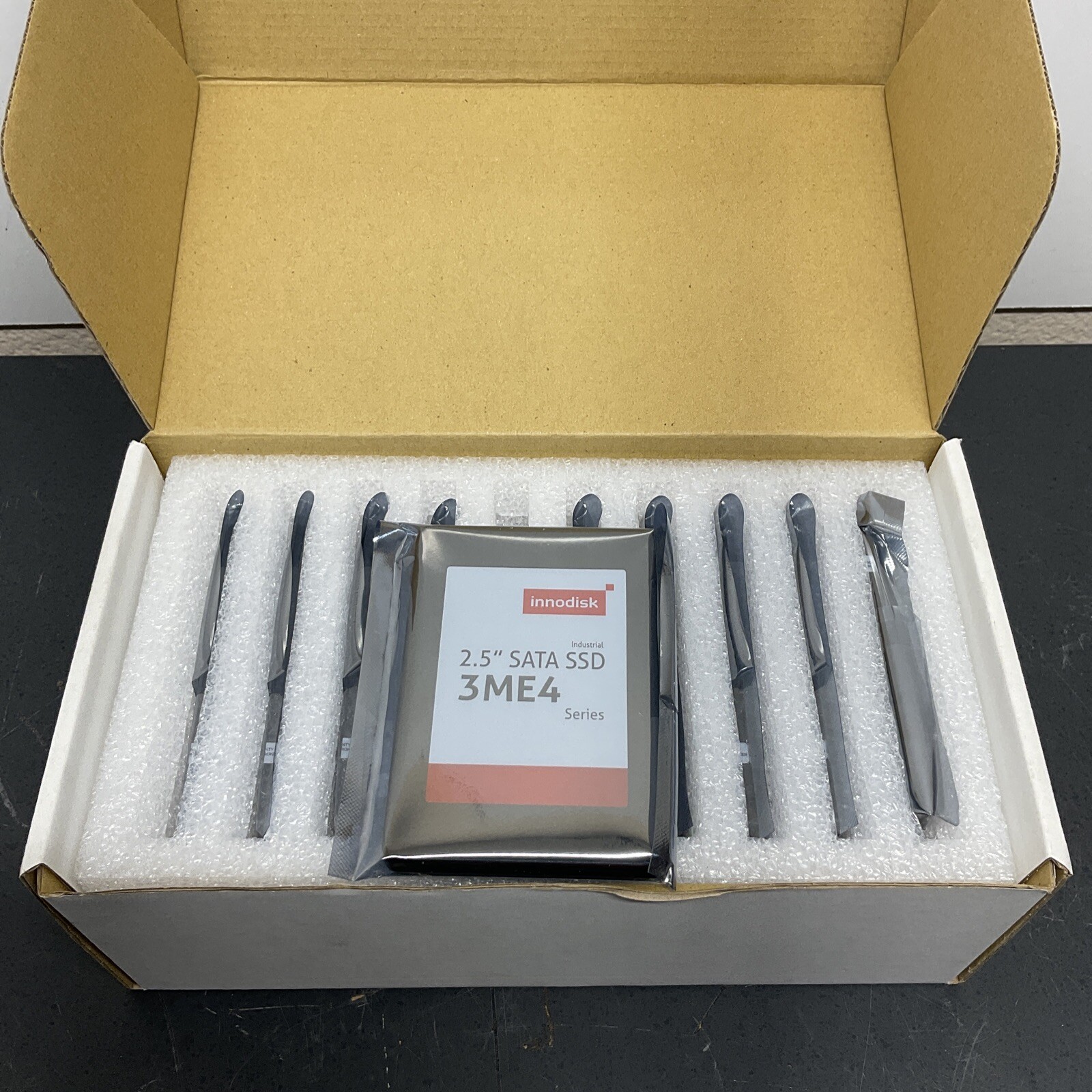 (LOT OF 10) Innodisk 64GB SSD 2.5in SATA SSD 3IE4.                          H-11