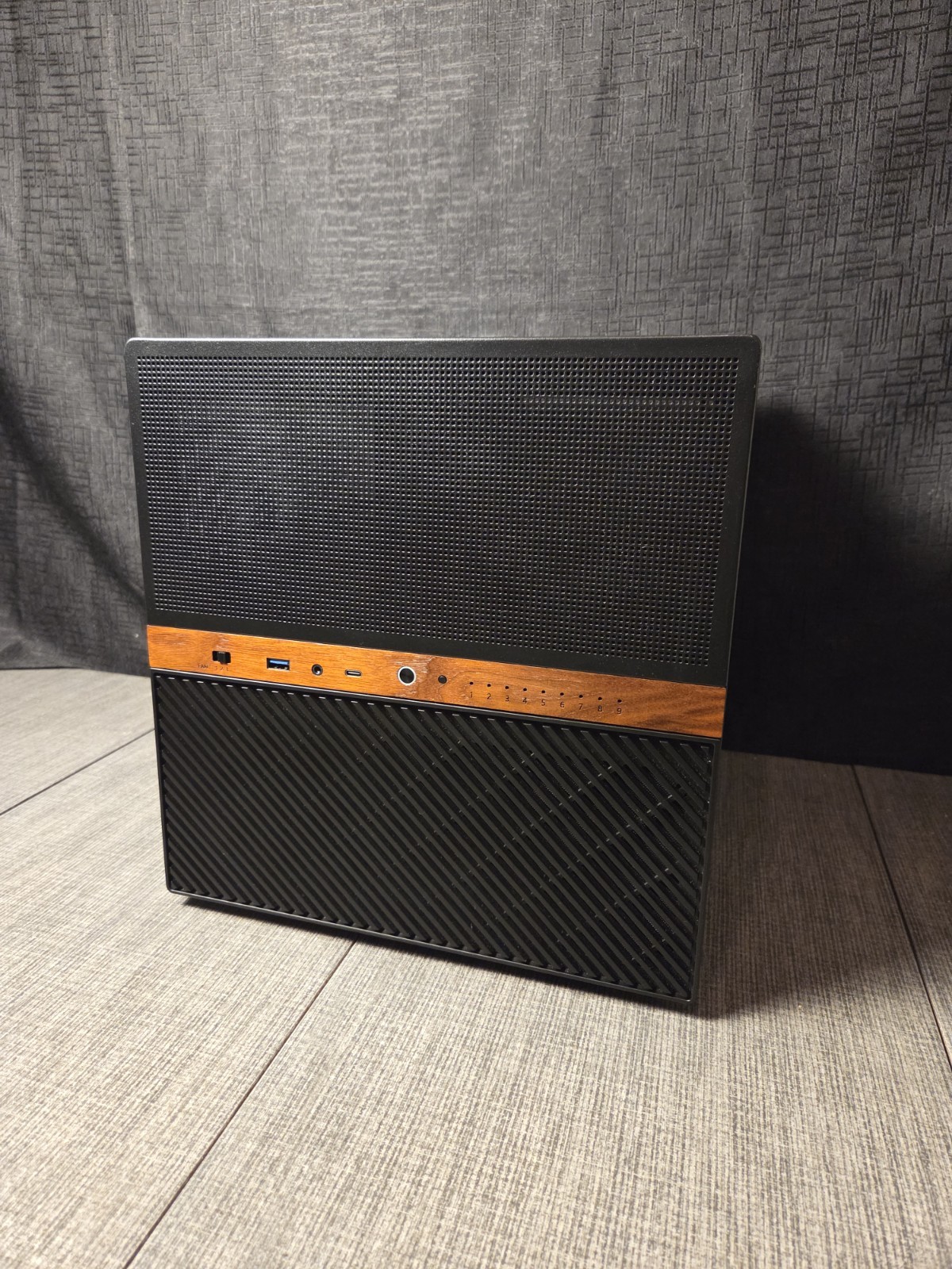 JONSBO N6 NAS Case MATX 9-Bay Storage Server Chassis 