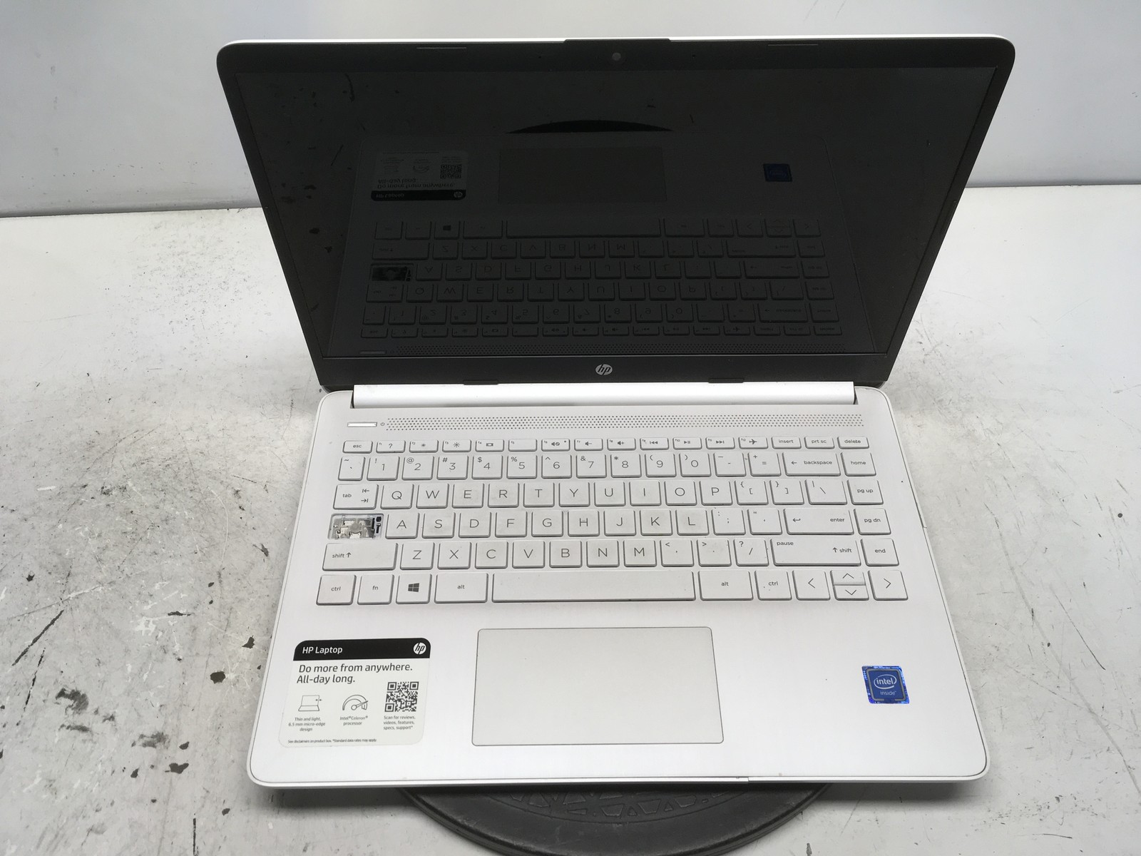 HP 14-DQ0032DX Intel Celeron N4020 1.1GHz 8 GB 64GB eMMC No Batt