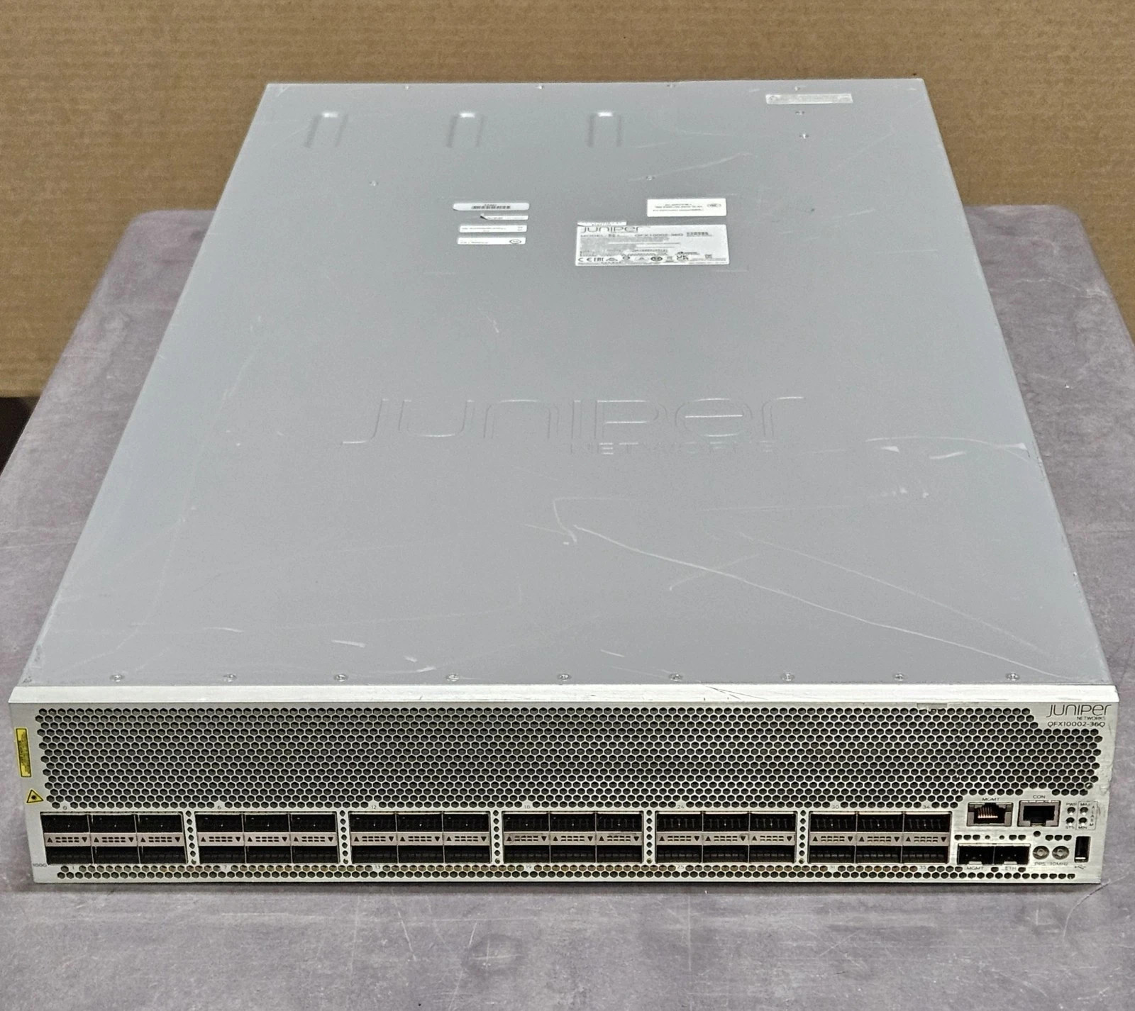 Juniper QFX10002-36Q 36-Port 40GbE QSFP+ 24x 100G Ethernet Switch