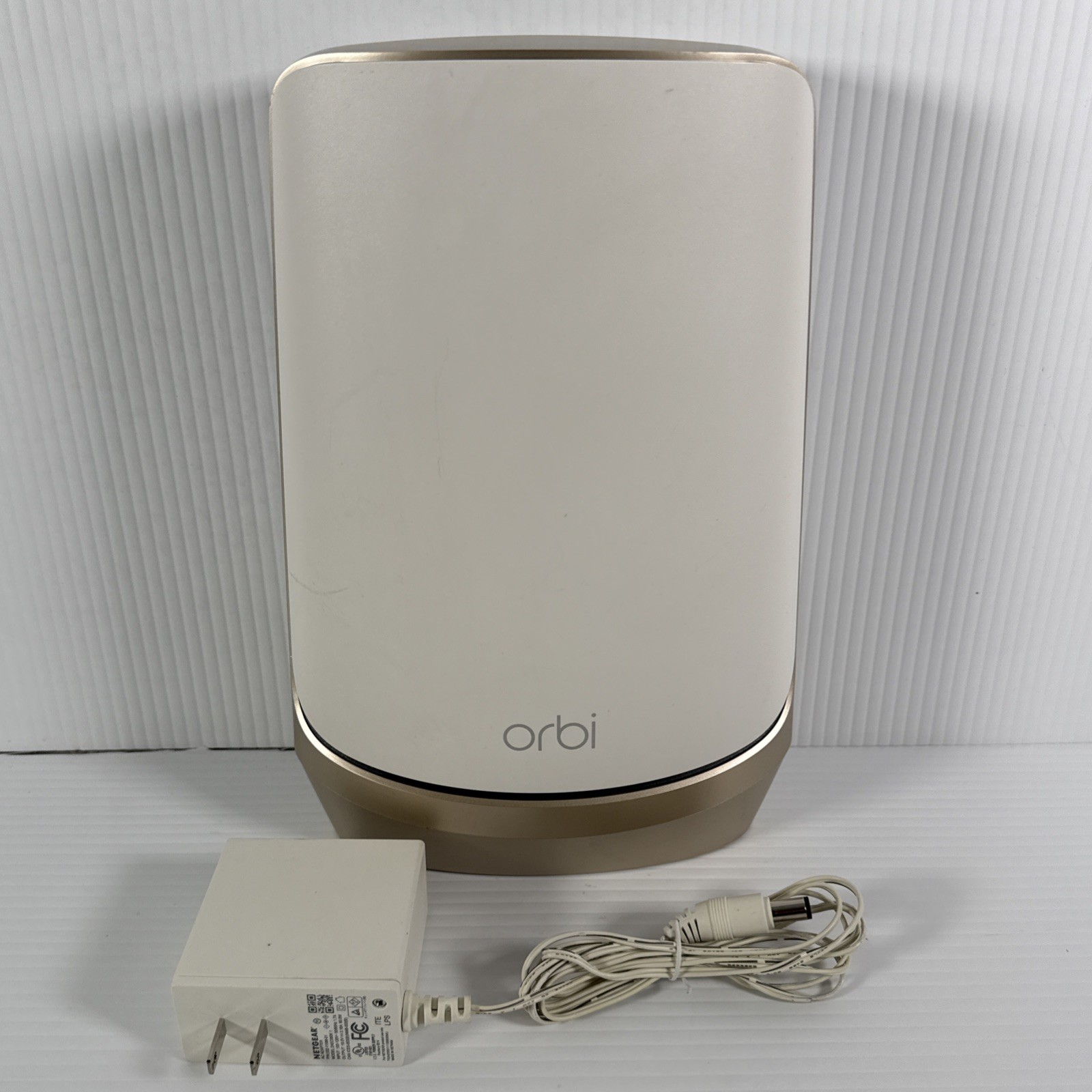 Netgear Orbi RBSE960 Satellite Extender WiFi 6E Mesh Network RBSE960 w/ Adapter