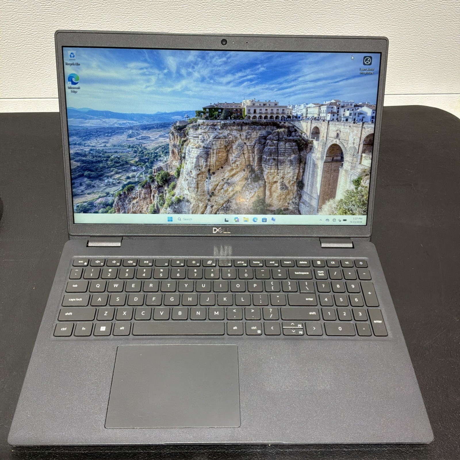 Dell Latitude 3520 15.6" Intel i5-1135G7 8GB RAM 256GB NVMe Windows 11 Pro N008