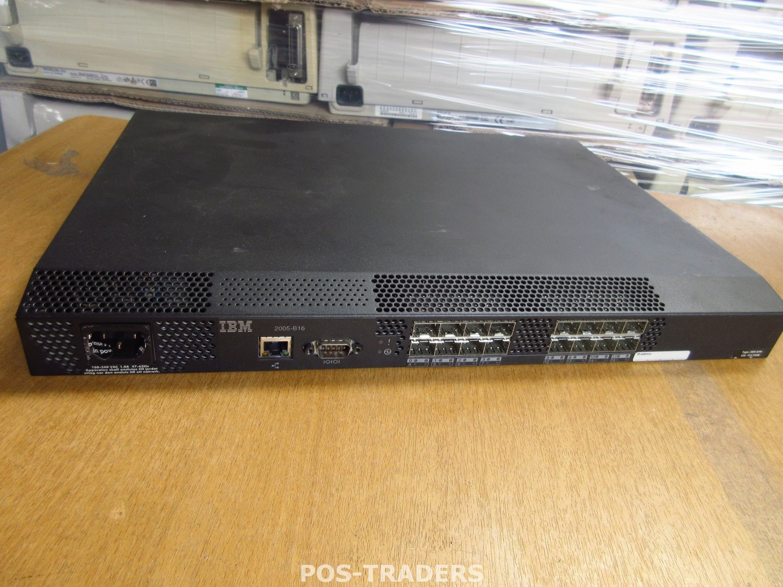 IBM 2005-B16 Fabric San 16port 4GB Fibre Channel FC Fabric Network Switch