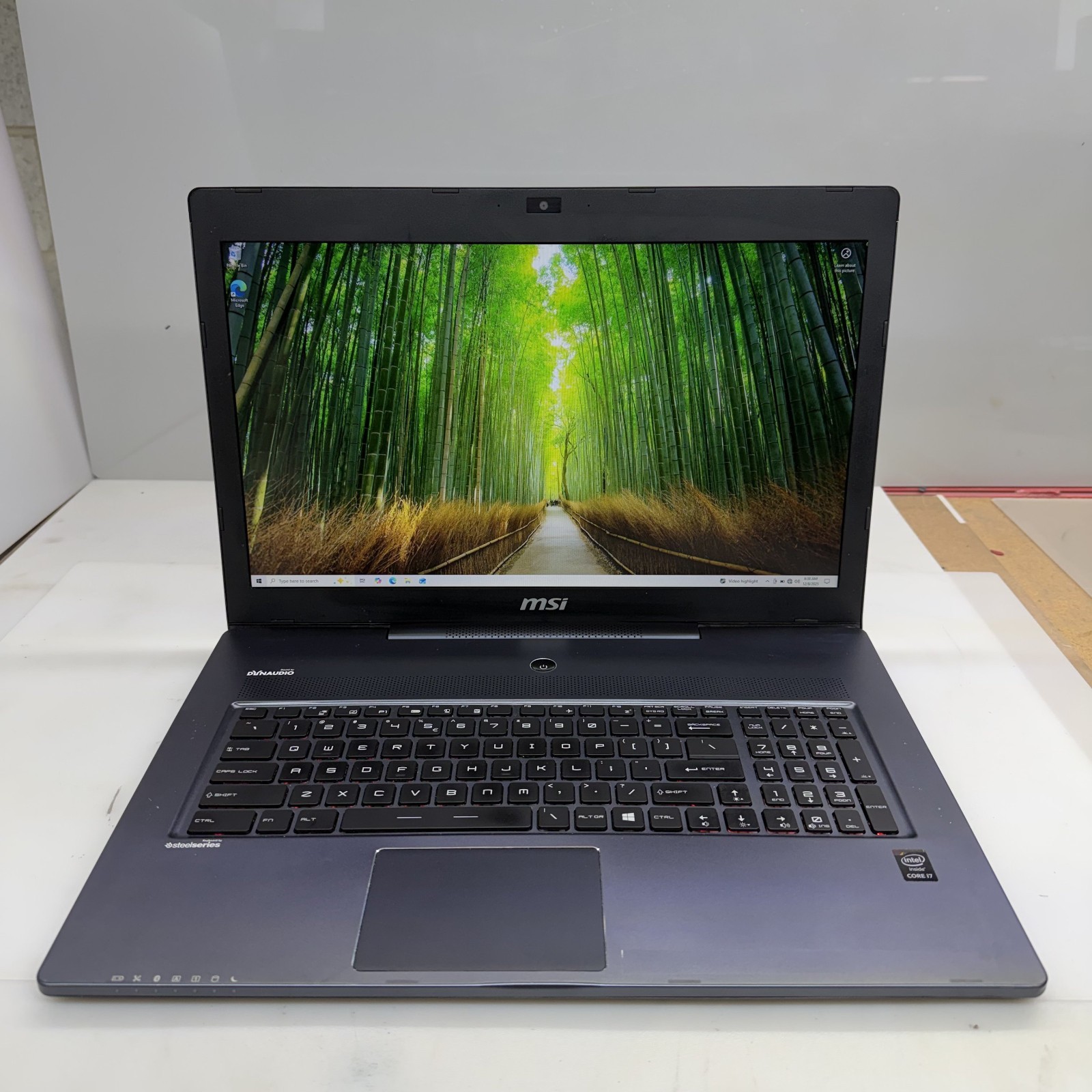 MSI GS70 2QE Core i7-4710HQ 2.5 GHz 16 GB 480 GB SSD GTX 970M 6GB 17.3" FHD Read