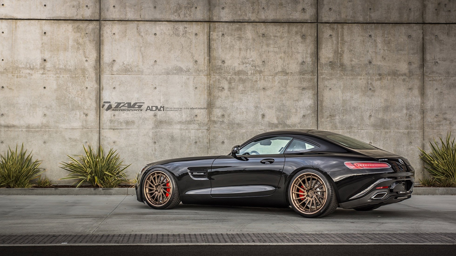 Cars adv 1 wheels mercedes benz amg gt s coupe tuning Desk Mat Stitched
