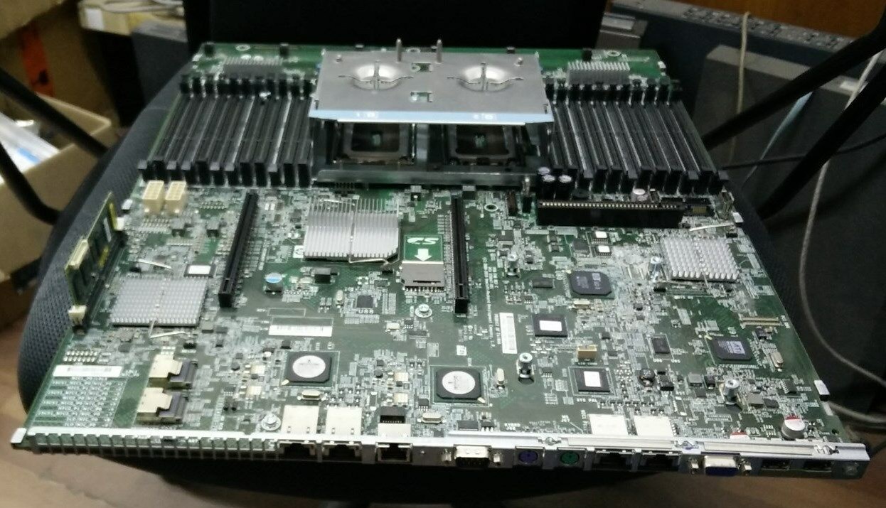 HP 669515-001 570047-002 PROLIANT DL385 G7 SERVER SystemBoard w/462957-001 Cache