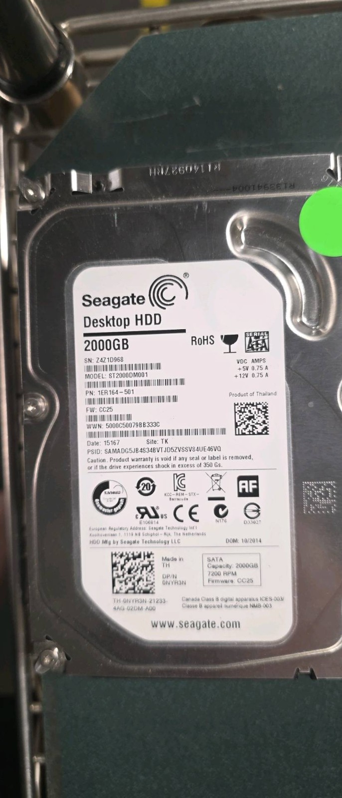 Seagate Barracuda 2TB 3.5" SATA III Internal Hard Drive (ST2000DM001) No tray