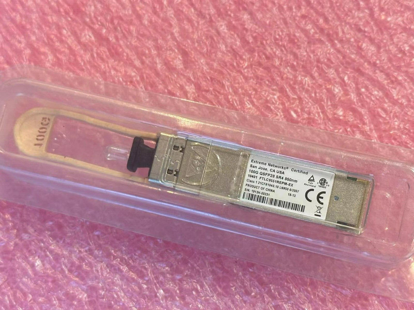 Extreme Networks  10401  QSFP28 100G  SR4 850nm FTLC9551REPM-EX