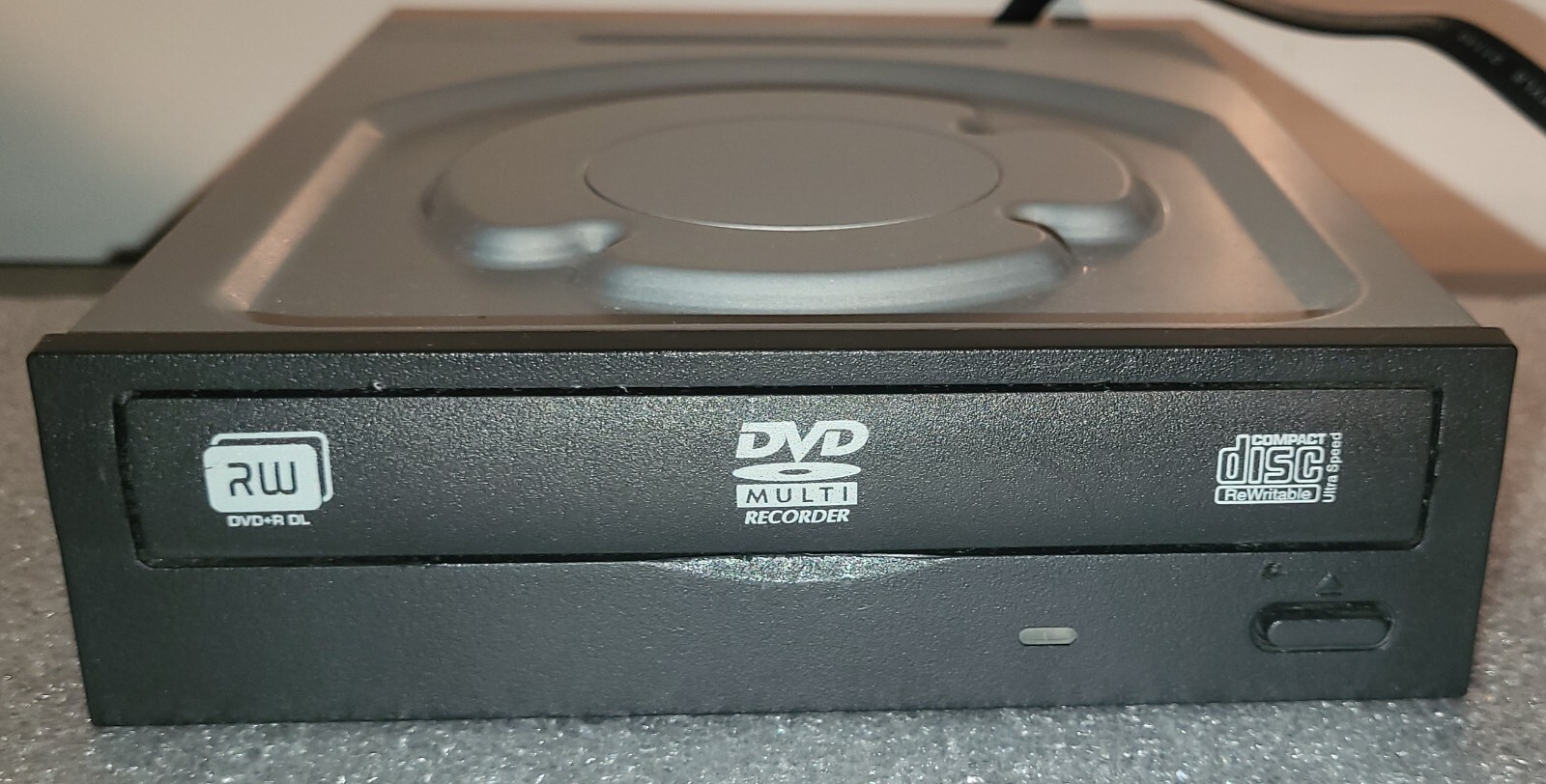 Lite-On Desktop DVD/CD Rewritable Drive iHAS324-98 Y