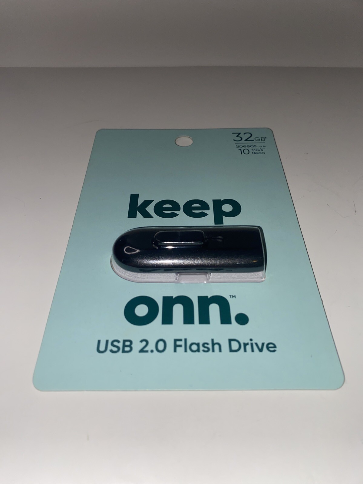 USB FLASH DRIVE 2.0  keep onn. 32GB New damaged packaging