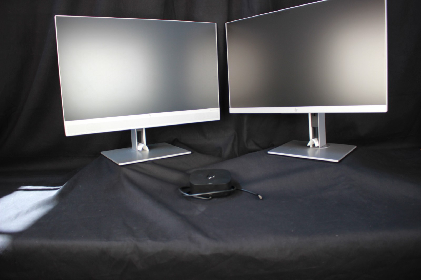 HP E243, HP E243M, HP G5 Docking station Work from Home Bundle