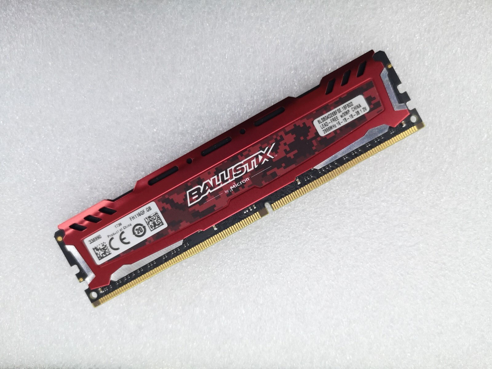 Crucial 8GB DDR4 2666 Desktop DIMM RAM PC4-21300 XMP by micron Ballistix 288pin