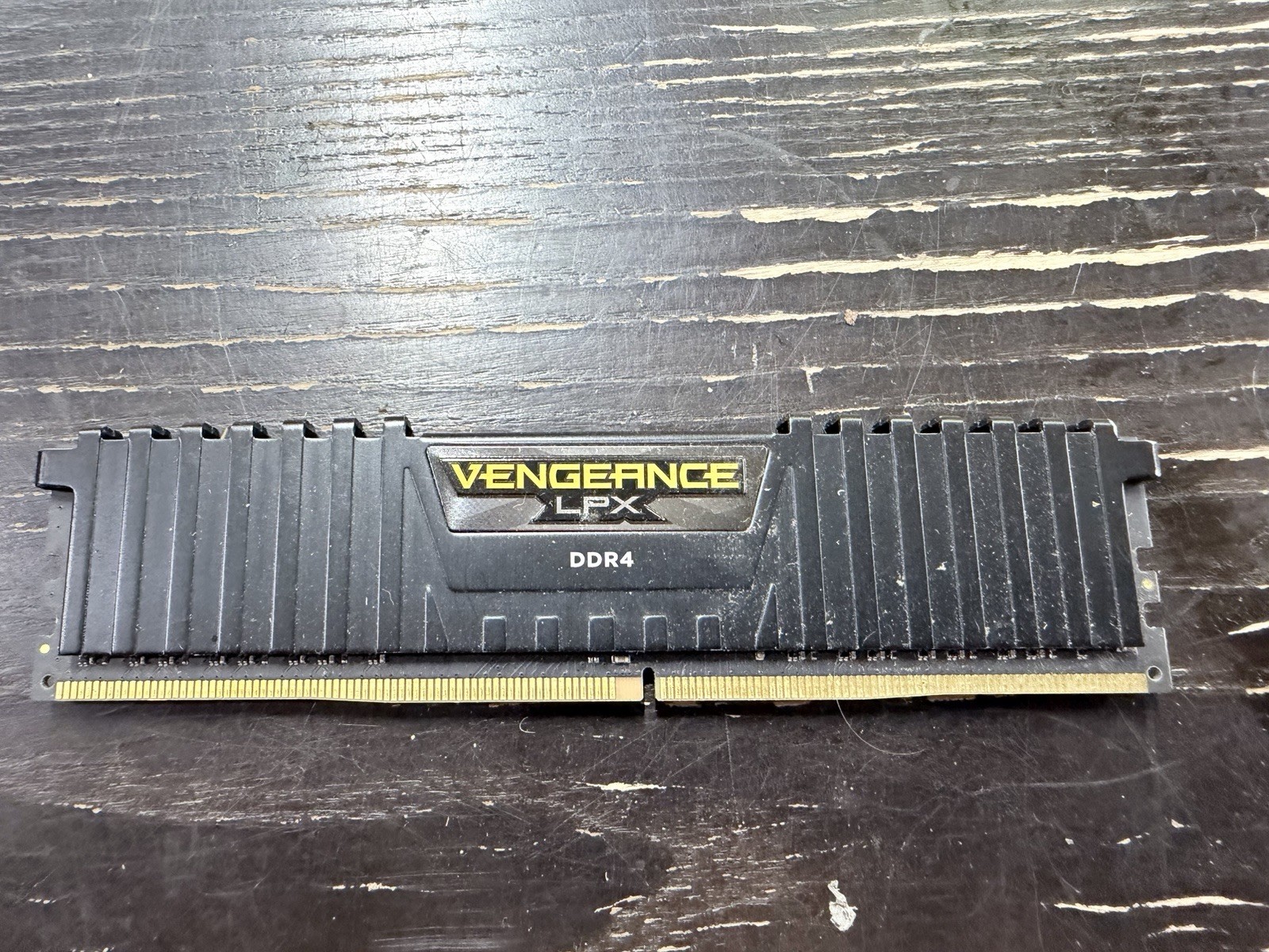 Corsair Vengeance LPX 32GB 2 x 16GB DDR4-3200 C16 RAM CMK32GX4M2E3200C16 - Black