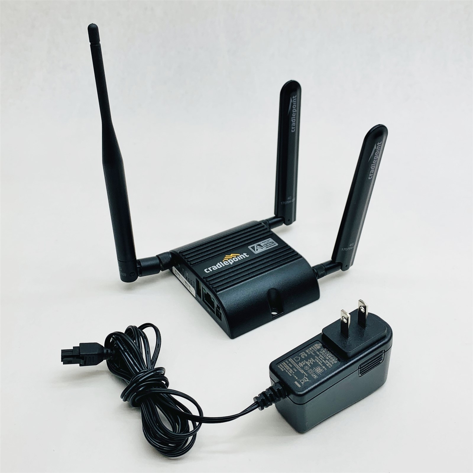 Cradlepoint IBR200 4G LTE Cat 1 Wi-Fi Router NetCloud IoT Gateway Cellular Modem