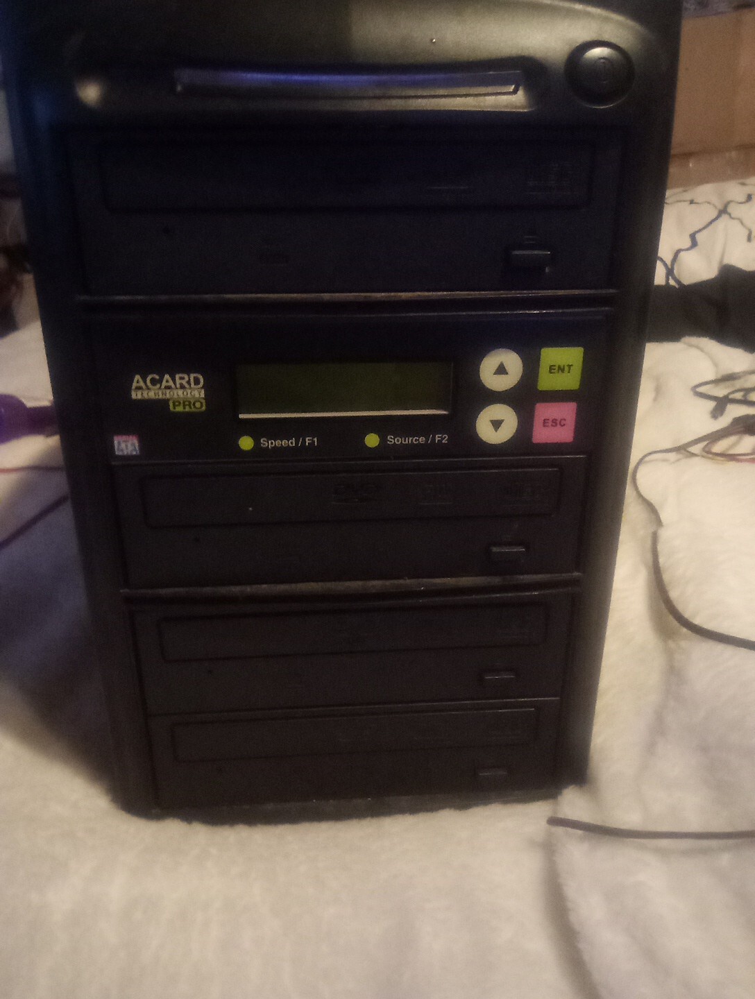 ACARD TECHNOLOGY PRO 4 DISC DVD / CD DUPLICATOR - 1 to 3 POWERS ON ASIS