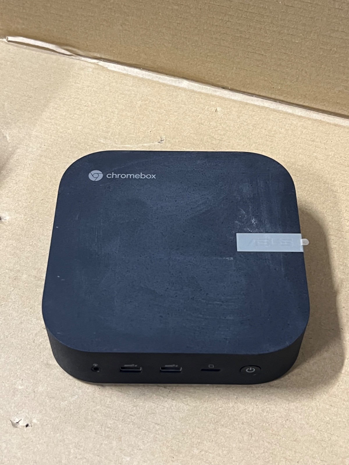Asus ChromeBox5 Mini PC Intel Celeron7305 4G DDR4,128GB SSD (Without Ac Adapter)