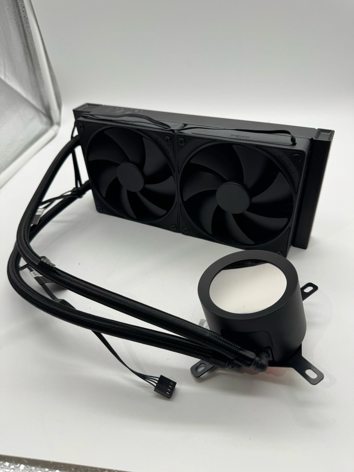 NZXT Kraken Plus 240 AIO Liquid CPU Cooler RL-KN240-B2 Black