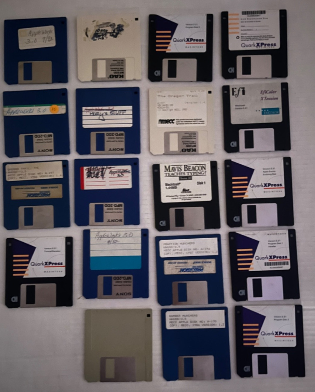 Vintage Macintosh Floppy Disk Lot QuarkXPress Oregon Trail AppleWorks 19