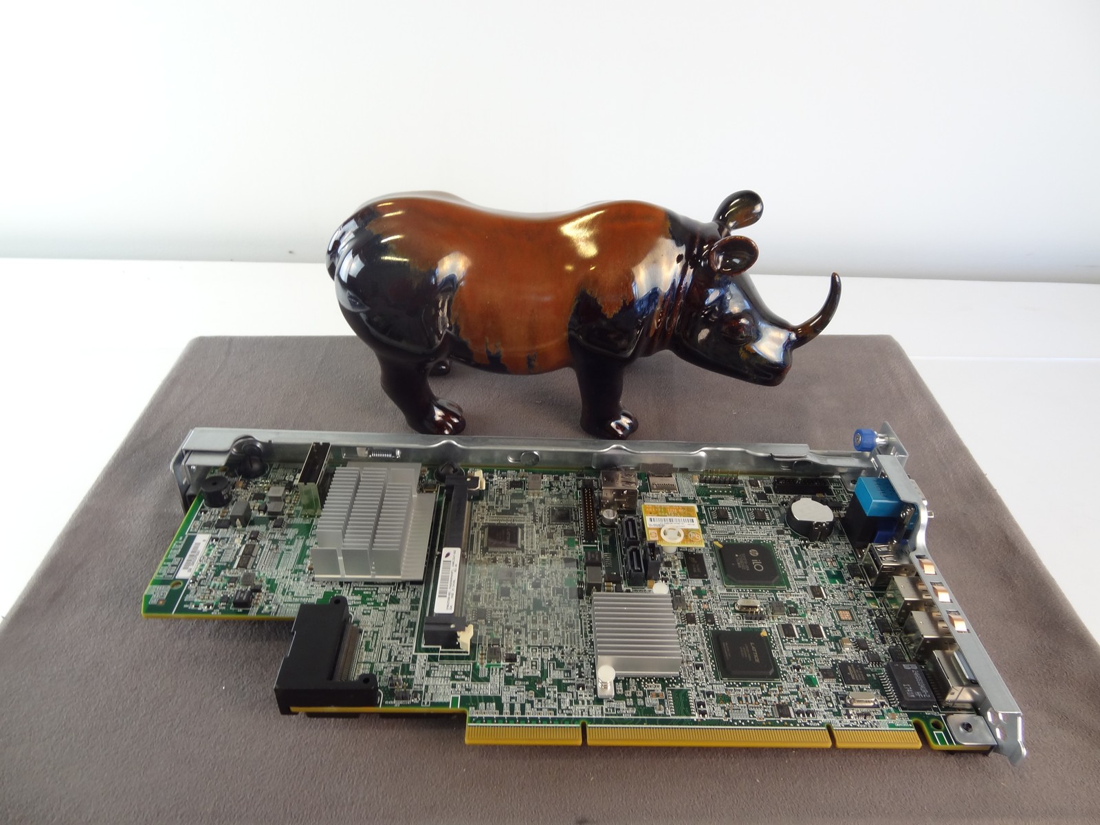 865900-001 HP DL580 G9 SPI Board