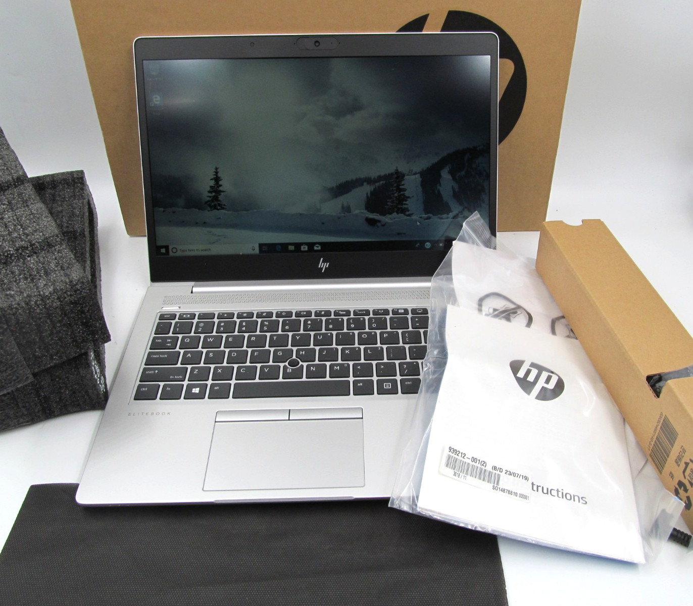 HP Elitebook 840 G5 14 in i5-8350U 8GB RAM 256GB SSD W10 Pro