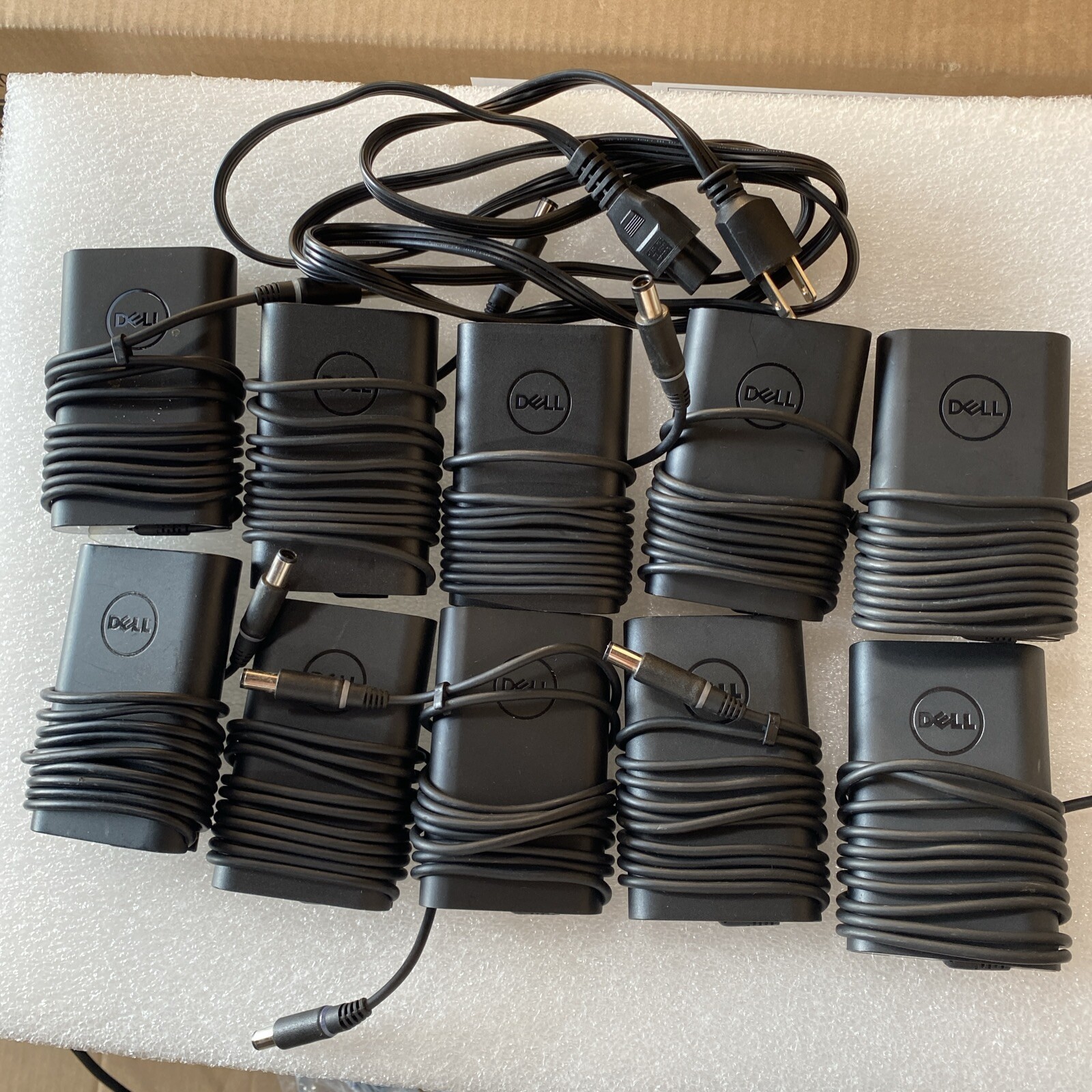Lot of 50X Genuine Dell 65W 19.5V 3.34A Adapter Charger Big Pin With Power Cable
