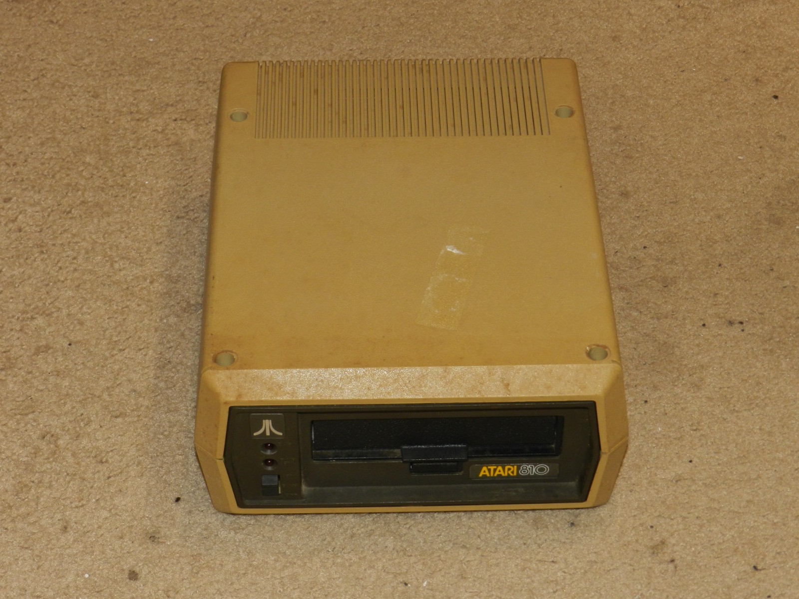 Atari 810 Floppy Disc Drive For 400 800 XL XE XEGS **FOR PARTS**