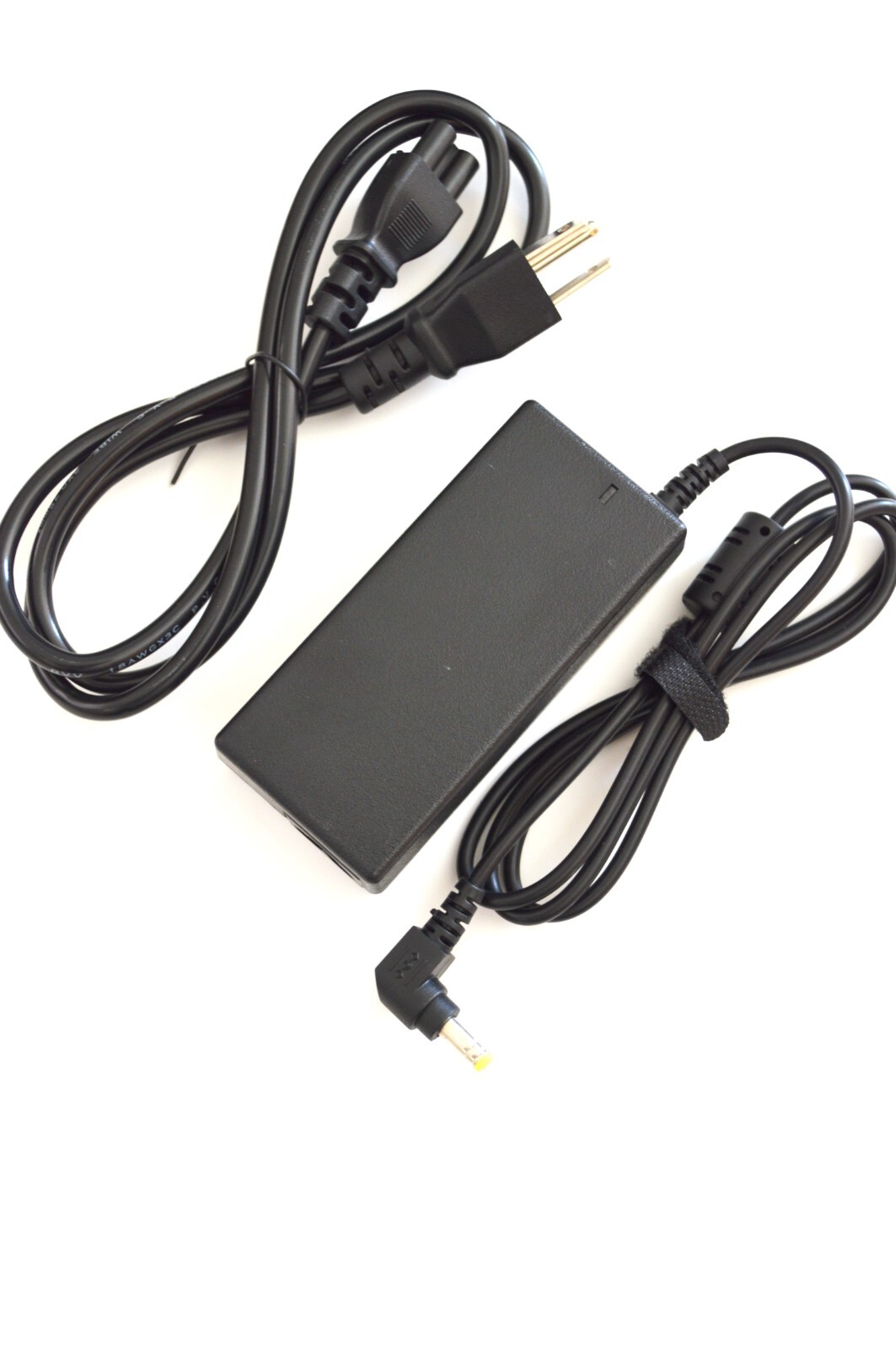 Adapter Charger For Fujitsu Lifebook E549 E554 E556 E557 E558 E559 E733 LH522