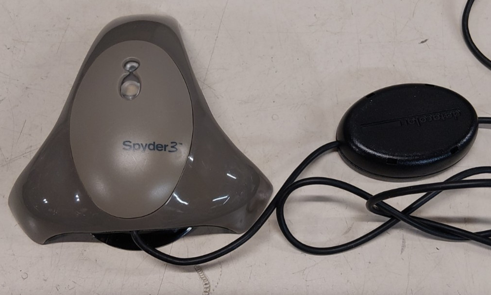 SPYDER 3 Pro Computer Monitor Data color Display Calibration for Photography