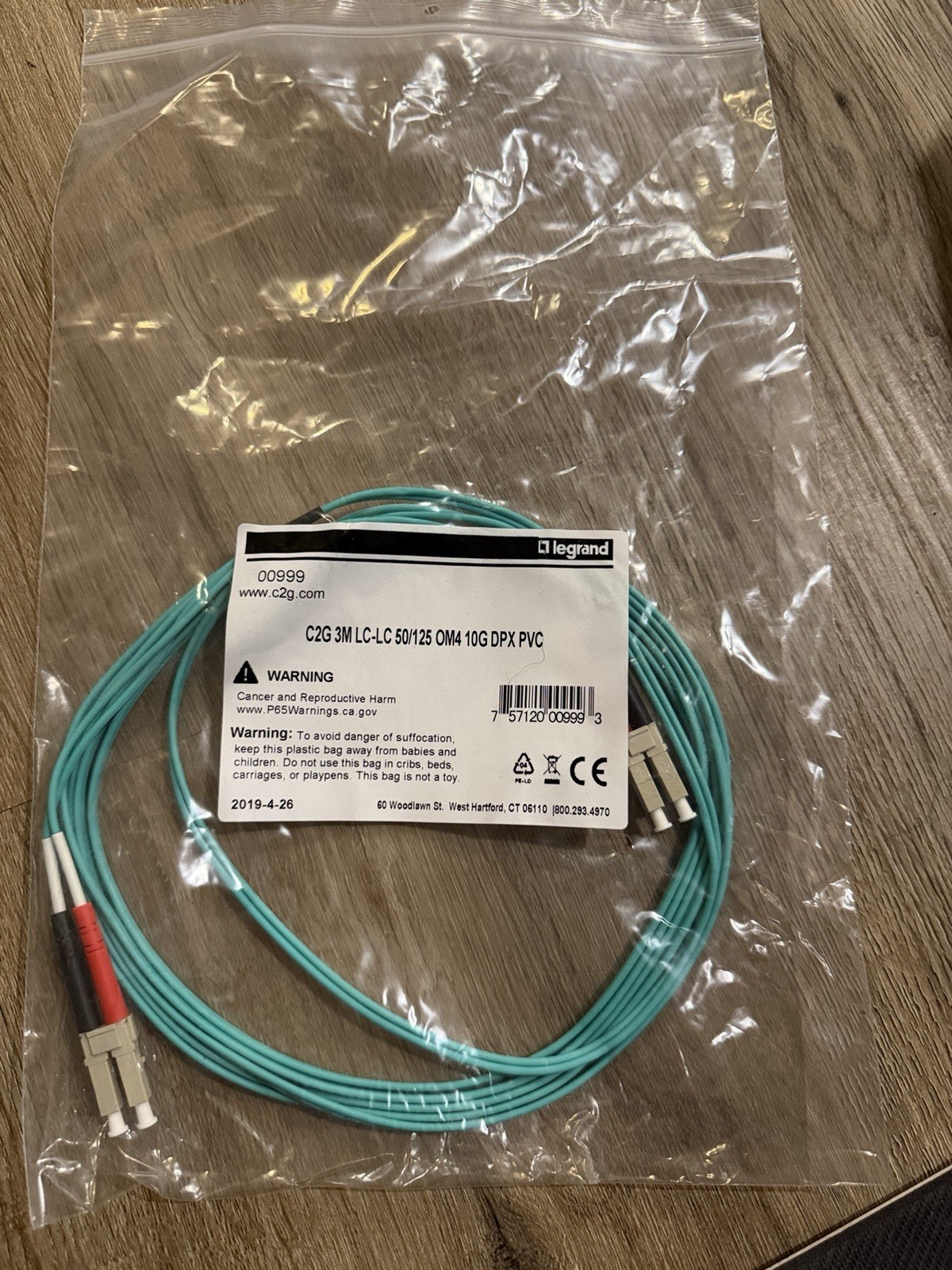 Legrand C2G 00997 1M (3.28ft) LC-LC 10Gb OM4 DUPLEX Multimode Aqua Fiber Cable
