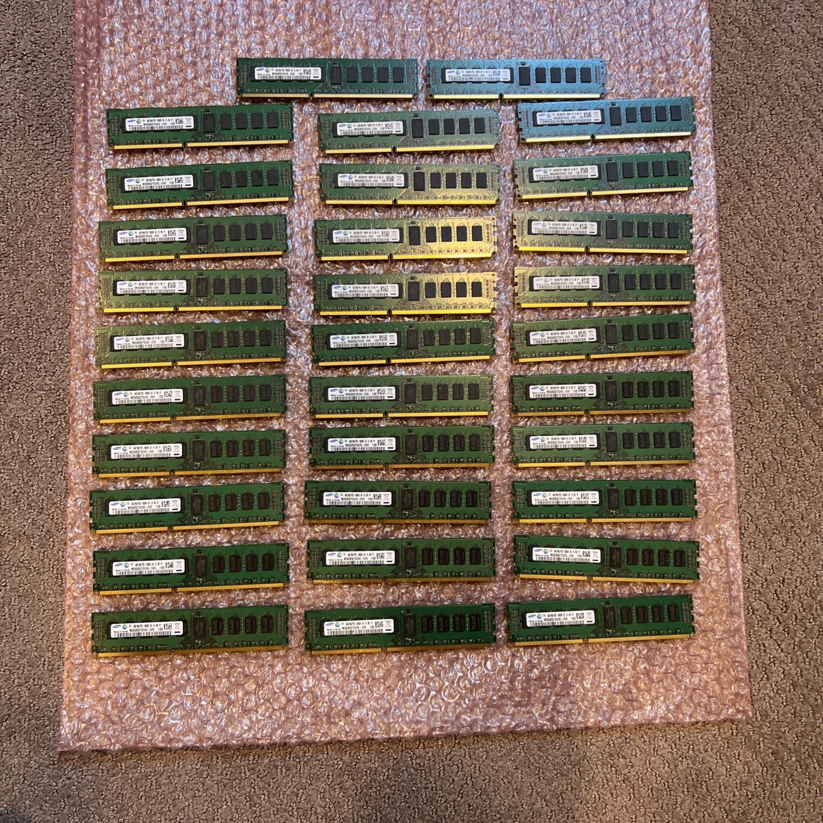 LOT OF 32 | Samsung Server RAM | 4GB 2RX8 PC3-10600R | Model: M393B5273CH0-CH9