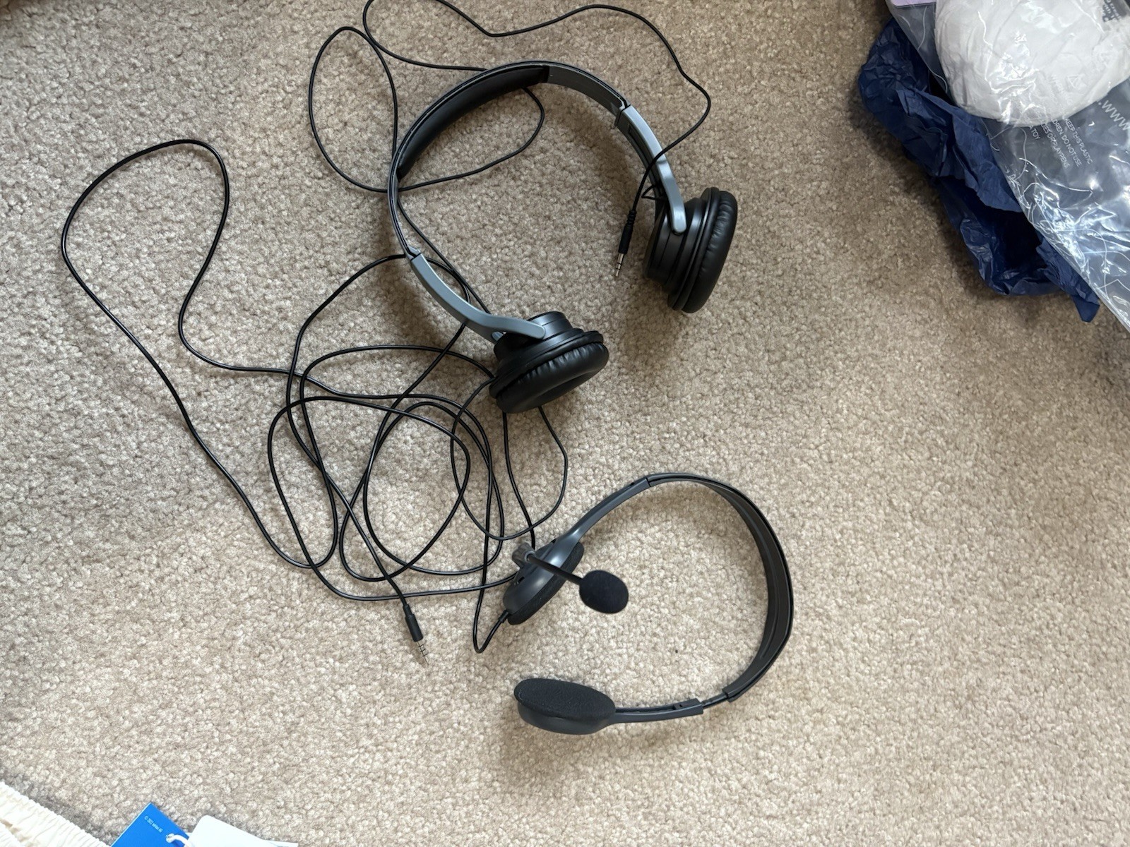 Headsets Lot Of 2 One With Mic 