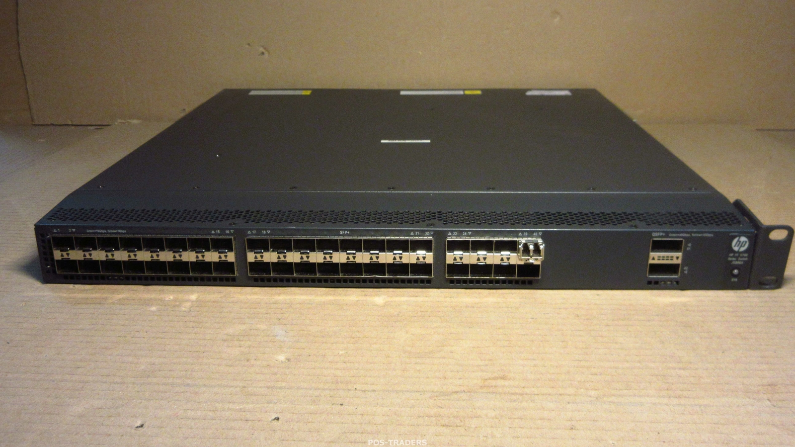 HP JG896A FlexFabric 5700-40XG-2QSFP+ Gigabit SFP Switch INCL 1x 10GB SFP 1x EAR
