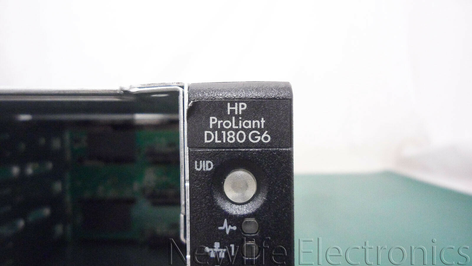HP 595491-001 ProLiant DL180 G6 Server (1 x 2.40GHz CPU/8GB RAM/No Drives)