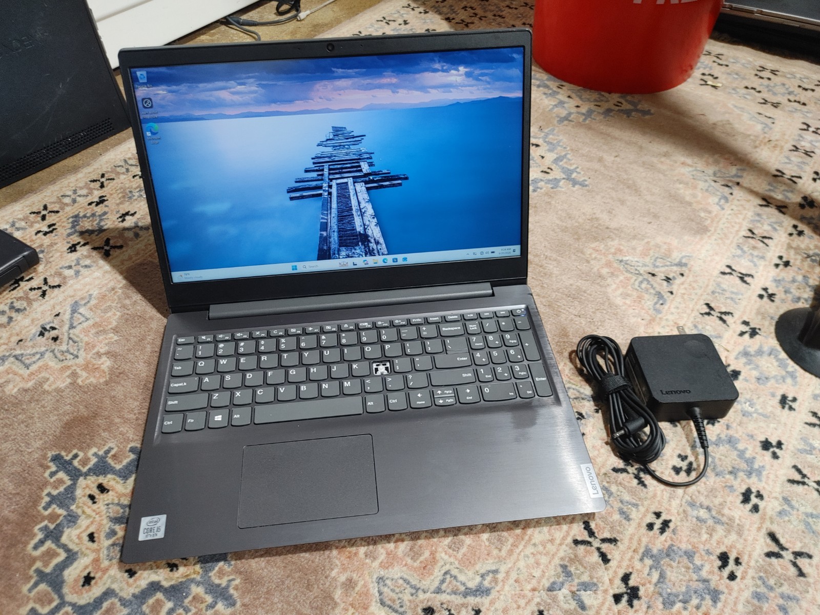 15" Lenovo V15-IIL 82C5 - i5-1035G1, 4GB DDR4, 500GB HDD | 1080p Display