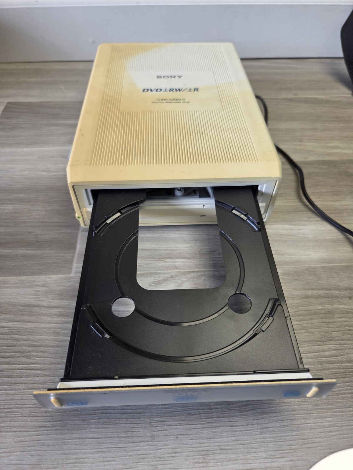 Vintage Sony DRX-530UL External DVD CD ReWritable Drive i.LINK USB 2.0 Patina