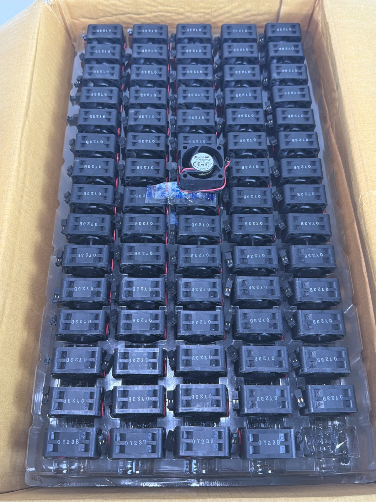 300 Pieces FONSAN DFB0412M DC BRUSHLESS 12V Fan Delta 40x40x20mm NEW