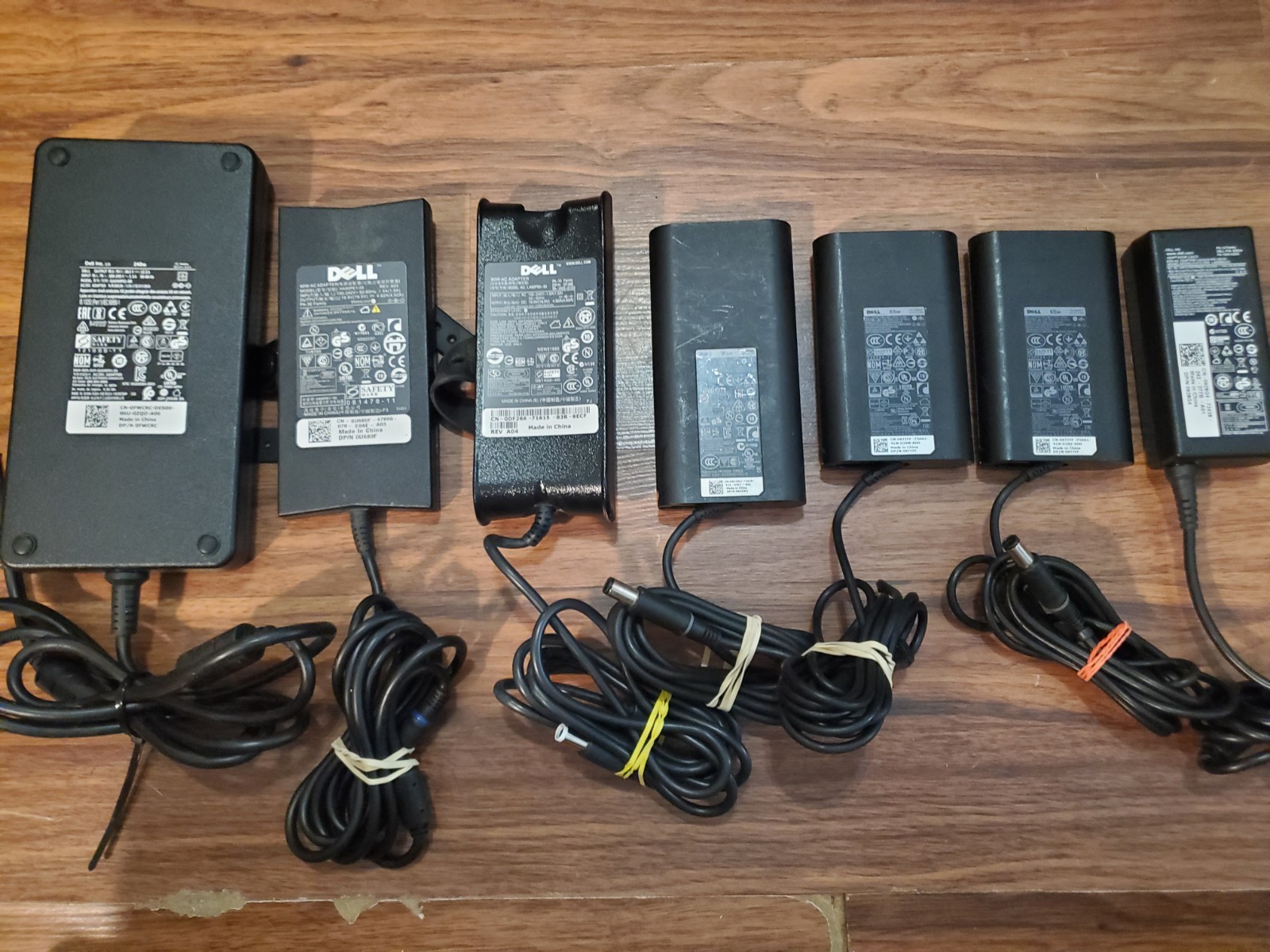 Lot of 7 Dell Misc Laptop Chargers GA240PE1-00 LA90PS0-00 HA65NM130 LA90PM130
