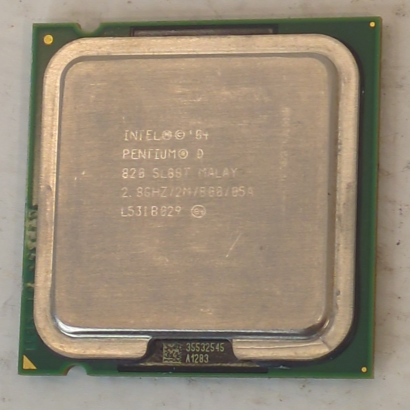 Intel Pentium D 2.8GHz 2M 800FSB Socket 775 CPU Processor SL88T