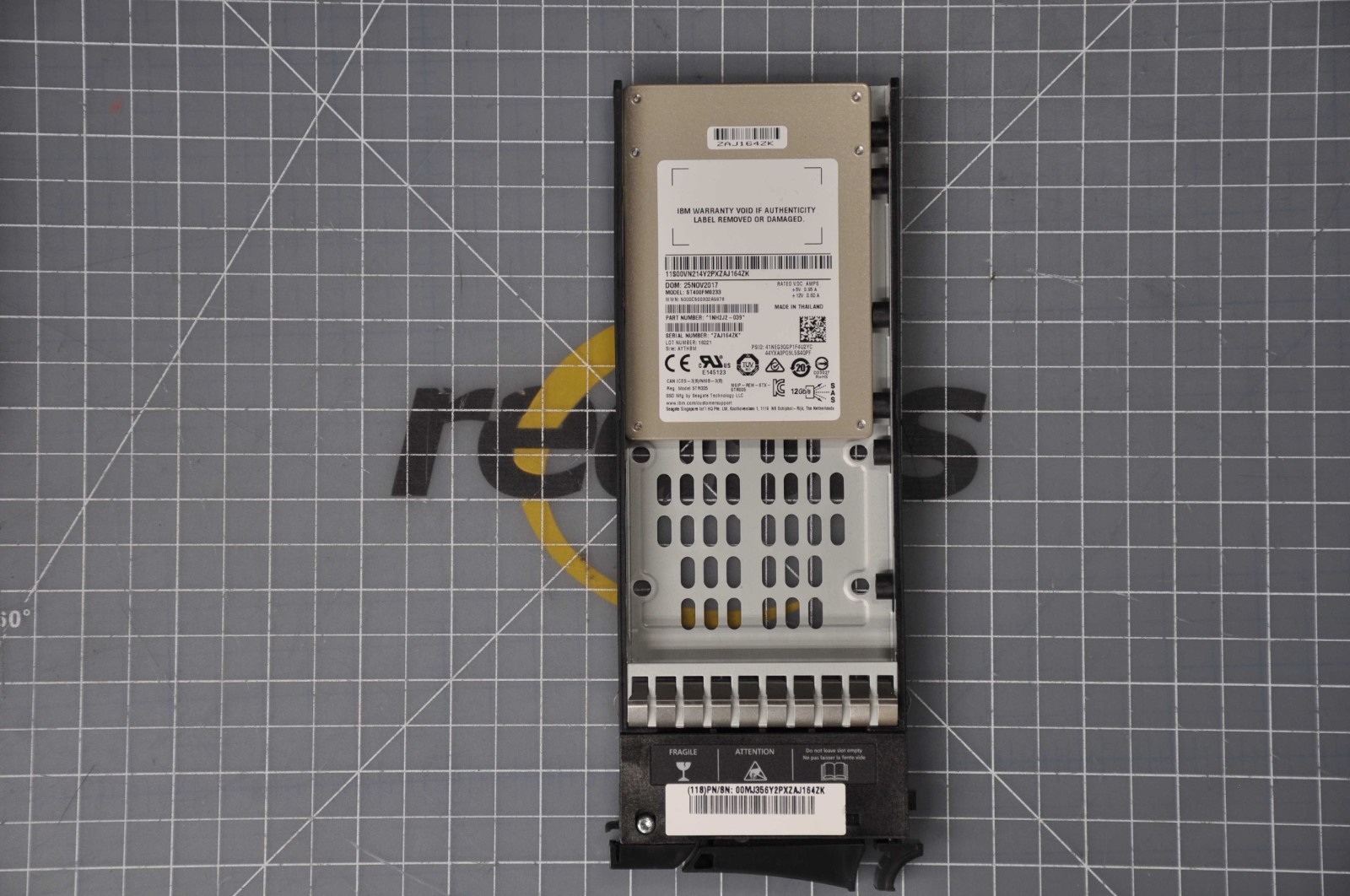 IBM 400GB 2.5-INCH SAS 12GB/S SOLID STATE DRIVE FOR STORWIZE V7000 USED 00Y2446