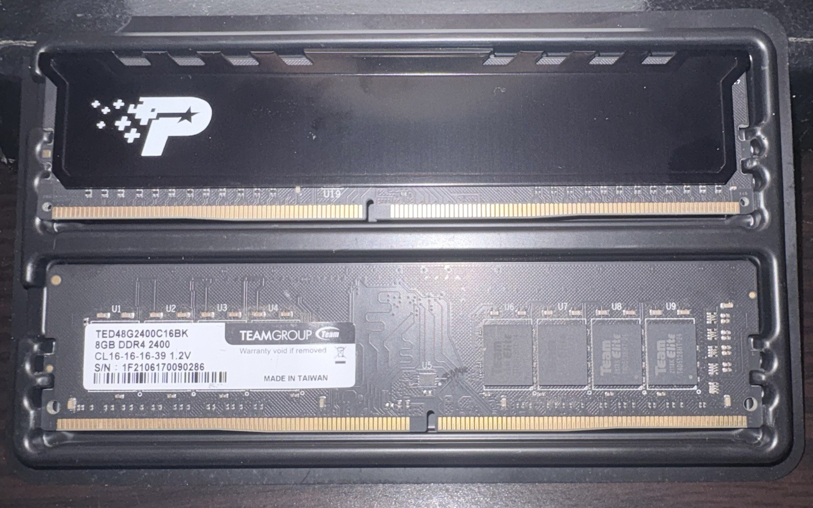 Patriot Memory Signature line/premium   2-TEAMGROUP Elite DDR4 SDRAM 8GB 2400 
